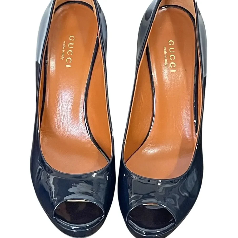 Gucci Navy Patent Leather Peep Toe Platform Pumps EU36 US6 Italy